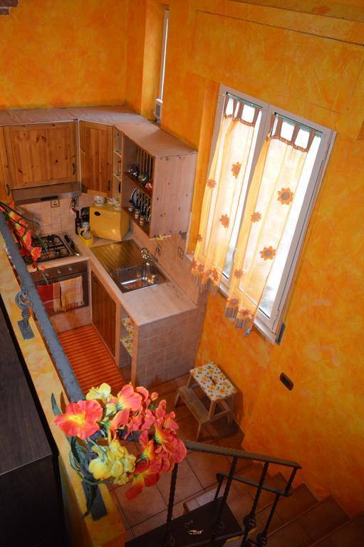 La Casetta Gialla Di Edoardo Apartamento
